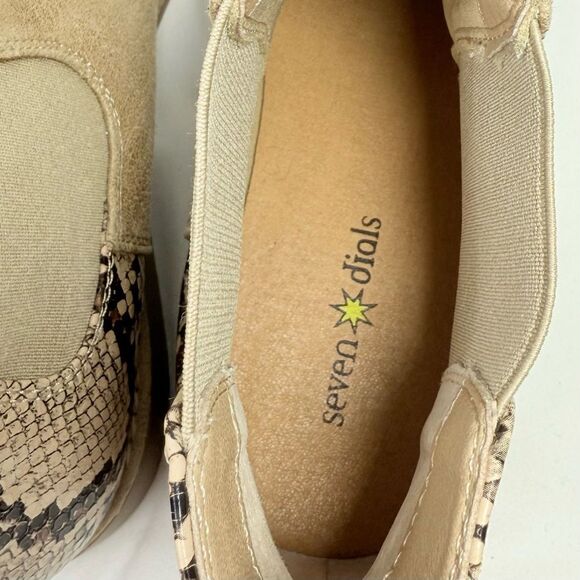 Seven Dials MARISAH Tan Faux Suede Snake Print Back Elastic Pull On Ankle Boots - Picture 13 of 14